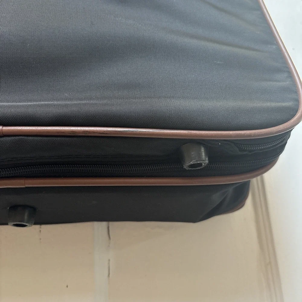 Vintage LARK Luggage Bag Small Suitcase /Briefcase 90s Black Nylon. 14 X‎ 18